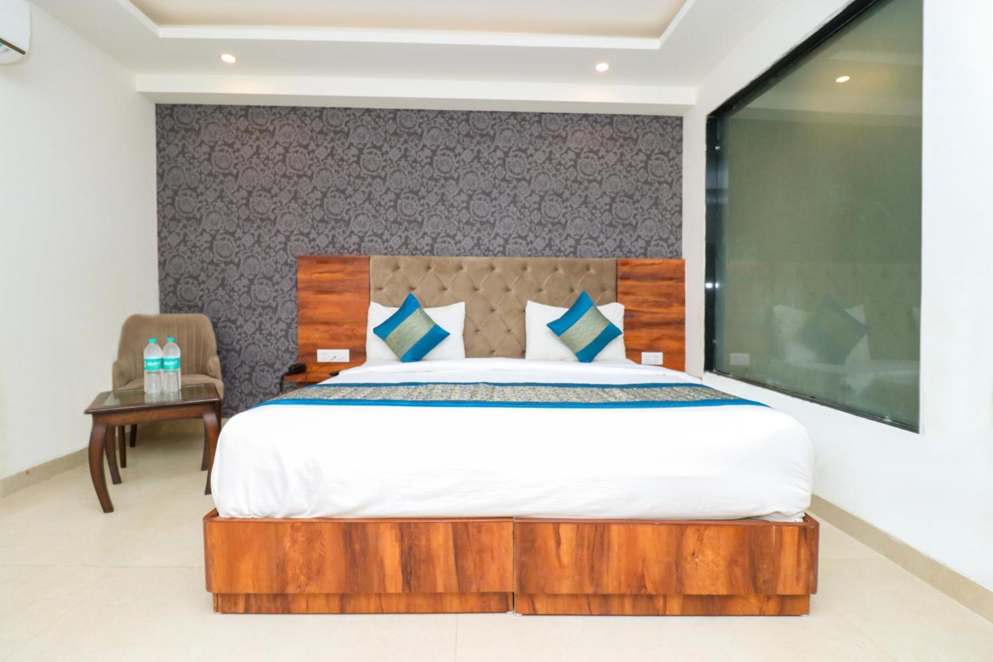 Standard King Room,1635961305:JPEG