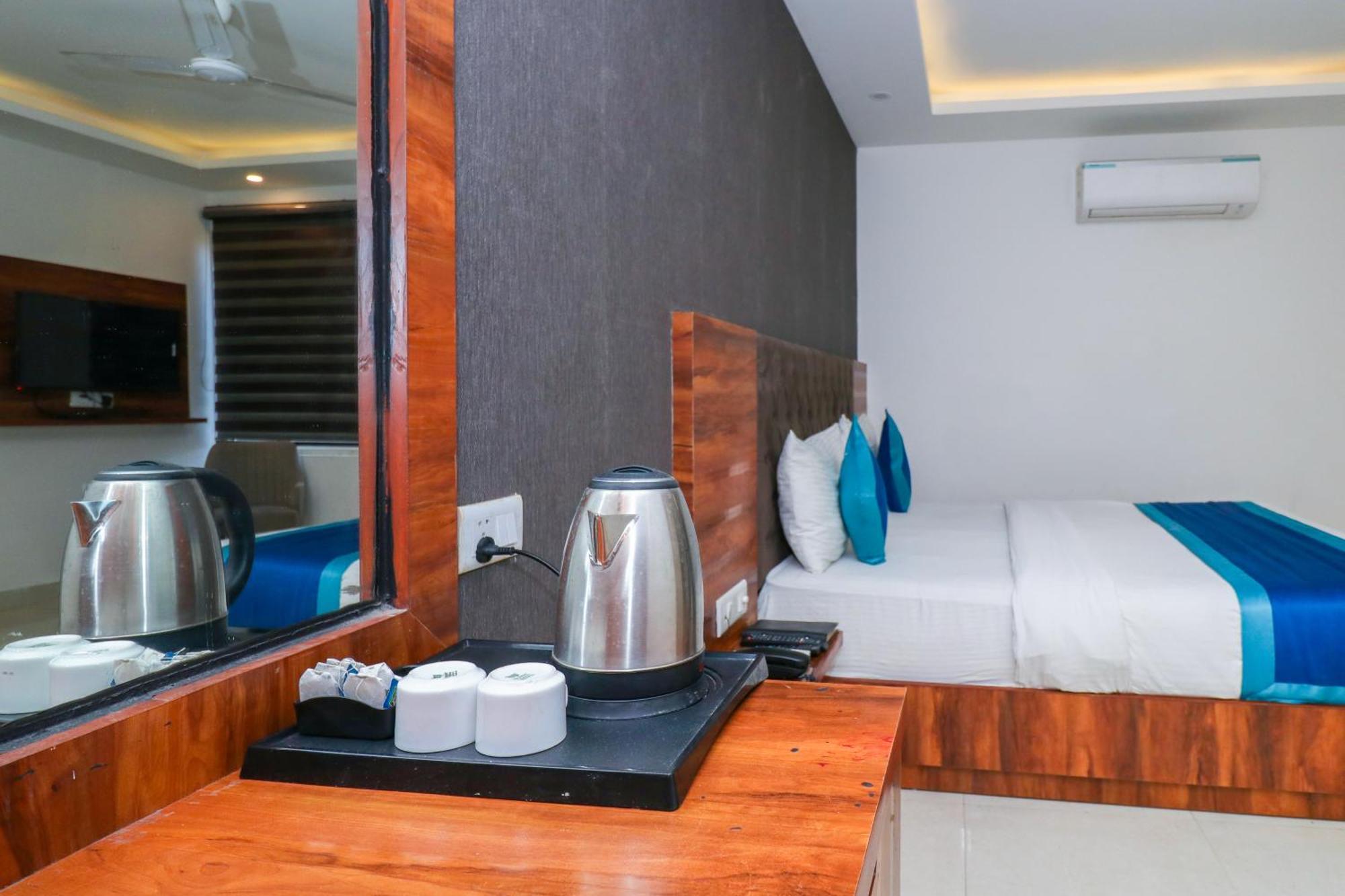 Standard King Room