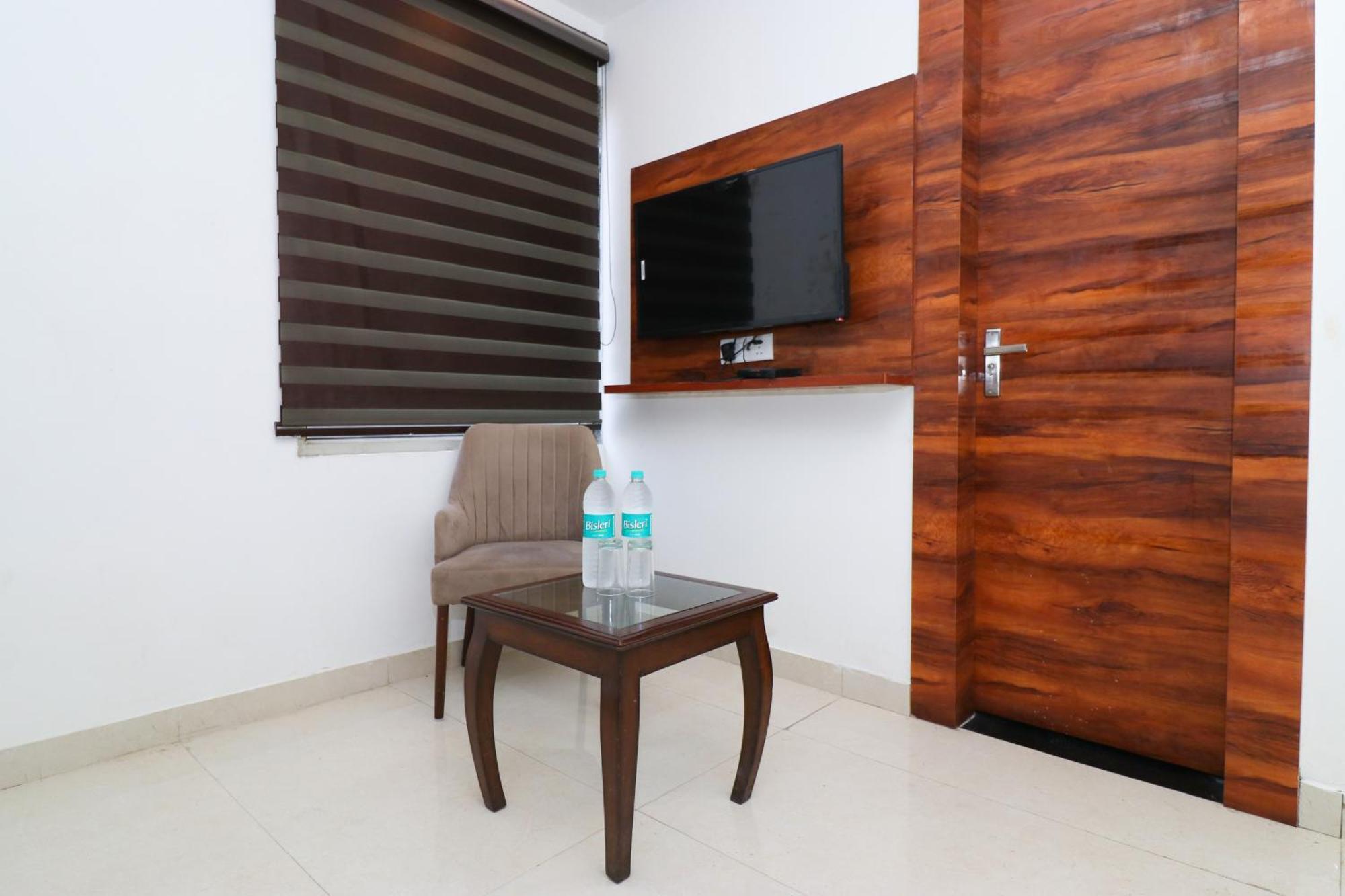 Standard King Room